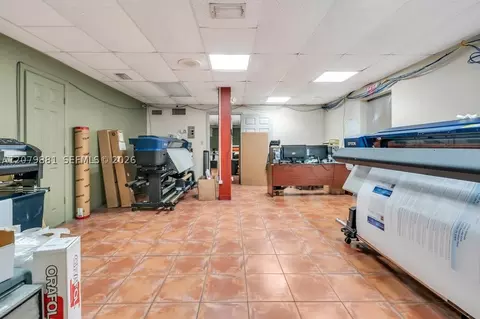 1060 E 24th St, Hialeah, FL 33013 photo 5