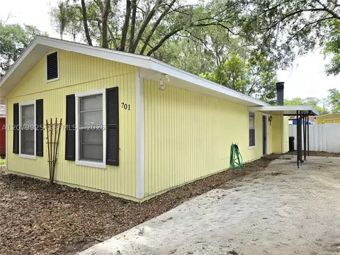 701 NW 24th Ave, Gainesville, FL 32609