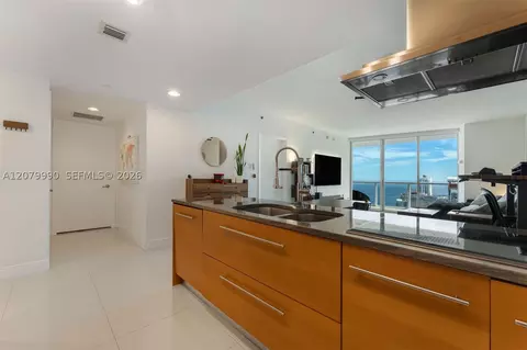 495 Brickell Ave #4709, Miami, FL 33131
