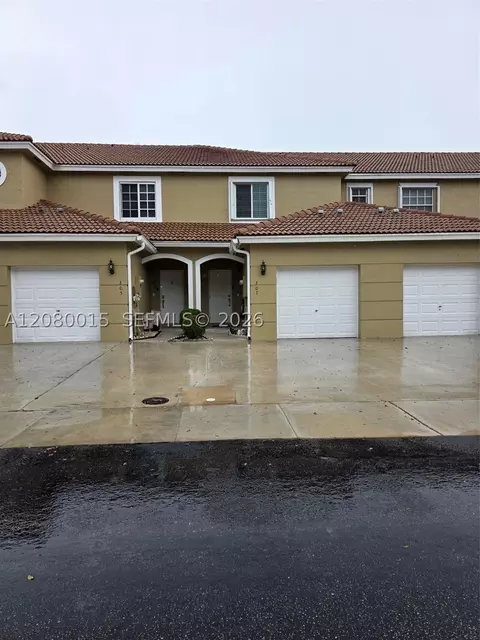 307 SW 120th Ave, Pembroke Pines, FL 33025