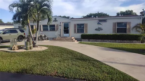 35303 SW 180th Ave 351-352, Homestead, FL 33034