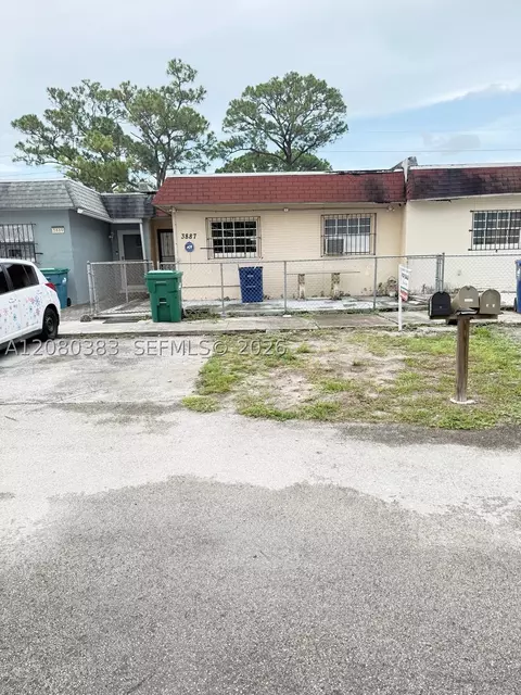 3887 NW 207th St Rd, Miami Gardens, FL 33055