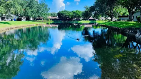1531 NW 98th Ave, Pembroke Pines, FL 33024