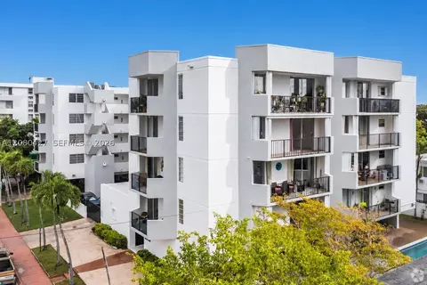 7921 Byron Ave #206, Miami Beach, FL 33141