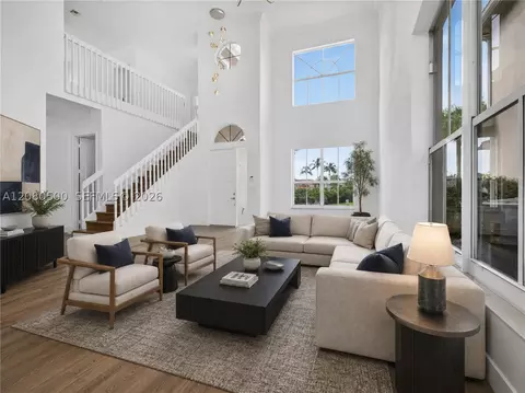 9648 Vineyard Ct, Boca Raton, FL 33428