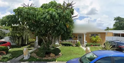 1075 NW 100th St, Miami, FL 33150