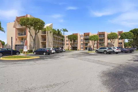 13701 Kendale Lakes Cir #B-207, Miami, FL 33183