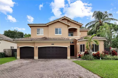 1922 SE 22nd Ct, Homestead, FL 33035