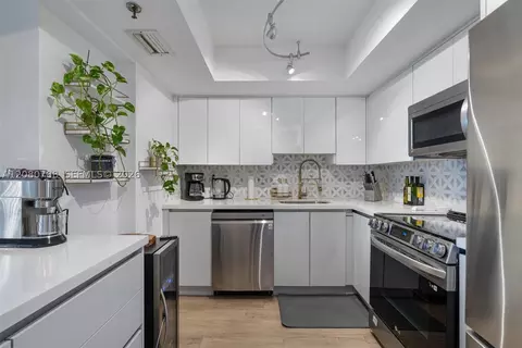 1775 Washington Ave #6E, Miami Beach, FL 33139