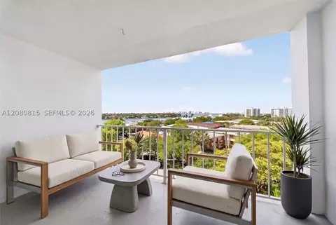 6900 Bay Dr #6B, Miami Beach, FL 33141