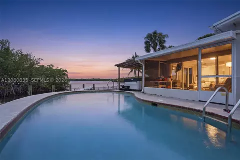 Exterior - 70 SW Hideaway Pl, Stuart, FL 34994 photo 1 of 6