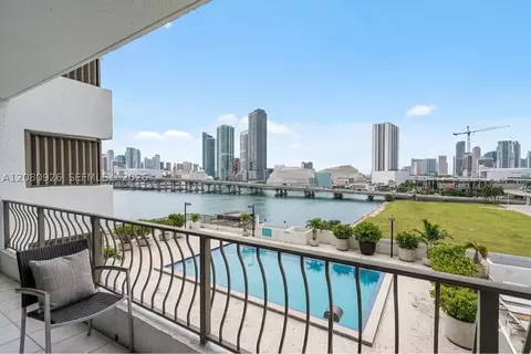555 NE 15th St #11J, Miami, FL 33132