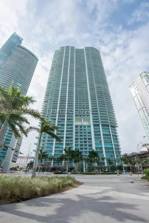 900 Biscayne Blvd #2112, Miami, FL 33132
