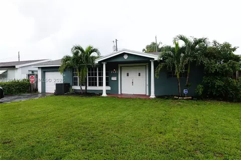 2081 Utopia Dr, Miramar, FL 33023