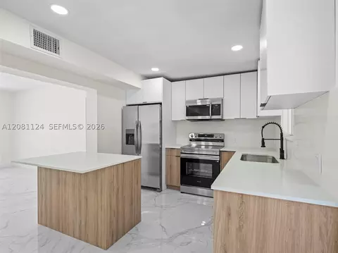 3651 SW 40th Ave, West Park, FL 33023