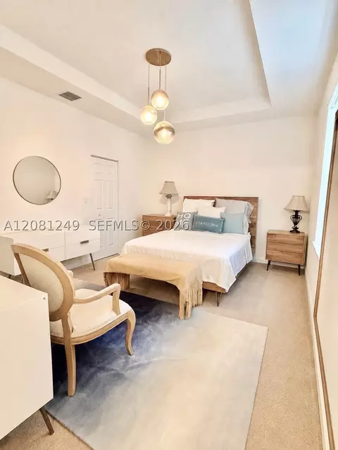 Bedroom - 3344 W 105th Ter, Hialeah, FL 33018 photo 2 of 4