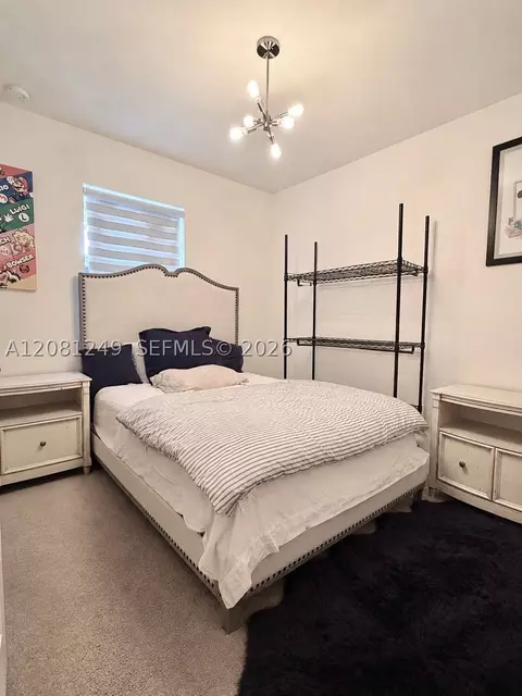 Bedroom - 3344 W 105th Ter, Hialeah, FL 33018 photo 4 of 4