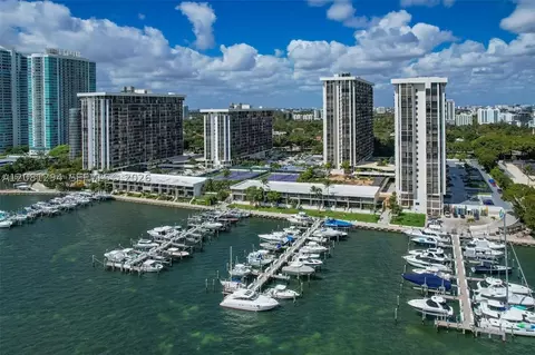 1901 Brickell Ave #B2110, Miami, FL 33129