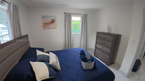 Bedroom - 4901 NW 177th St, Miami Gardens, FL 33055 photo 12 of 14