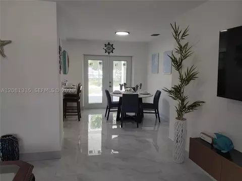 Dining - 4901 NW 177th St, Miami Gardens, FL 33055 photo 1 of 2