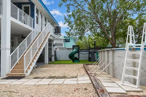 Exterior - 350 Hazel St, Key Largo, FL 33037 photo 3 of 8