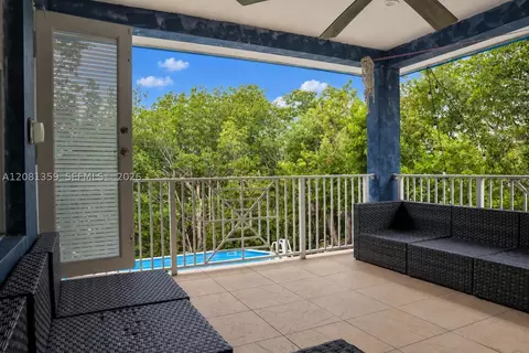Exterior - 350 Hazel St, Key Largo, FL 33037 photo 8 of 8