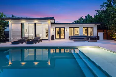 771 Fairway Dr, Miami Beach, FL 33141