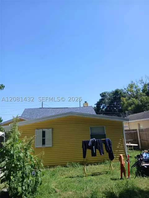 5424 Blue Grass St, Orlando, FL 32810