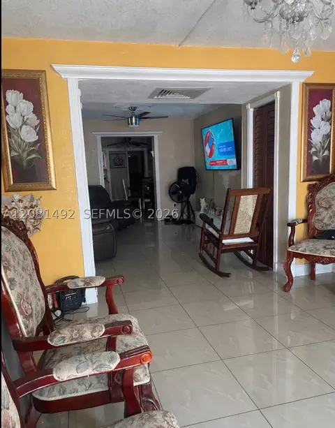 758 E 20th St, Hialeah, FL 33013 photo 2