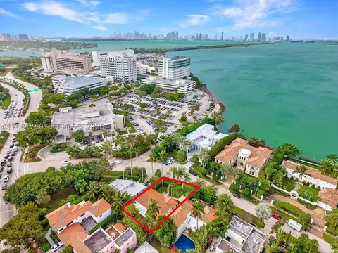 4323 N Bay Rd, Miami Beach, FL 33140