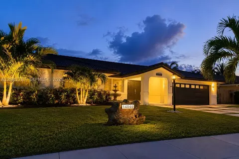 14846 SW 168th Ter, Miami, FL 33187