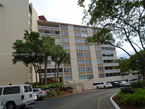 6921 Environ Blvd #4P, Lauderhill, FL 33319