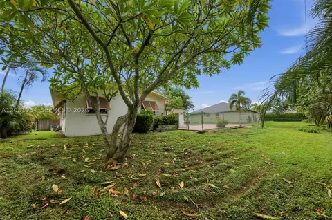 2931 S Seacrest Blvd, Boynton Beach, FL 33435