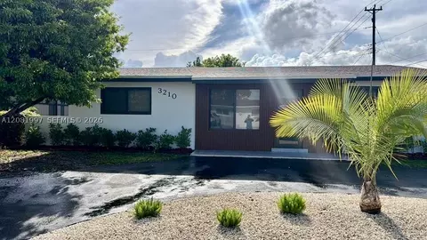 3210 SW 94th Ct, Miami, FL 33165