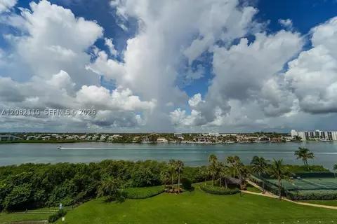 View/Area - 19670 Beach Rd #PHB4, Tequesta, FL 33469 photo 14 of 16
