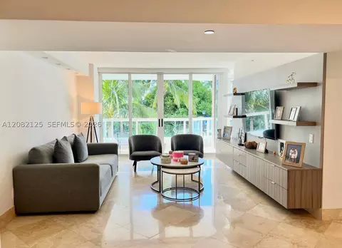 21055 Yacht Club Dr #510, Aventura, FL 33180