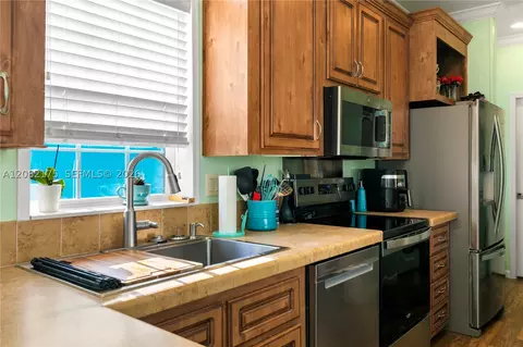 5031 5th Ave, Key West, FL 33040 photo 11