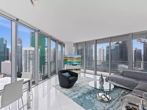 92 SW 3rd St #3501, Miami, FL 33130