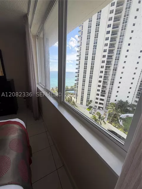19201 Collins Ave #943, Sunny Isles Beach, FL 33160
