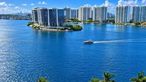 19101 NE 36th Ct #1704, Aventura, FL 33180