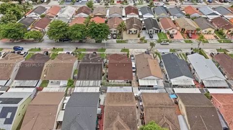 View/Area - 7330 W 30th Ave, Hialeah, FL 33018 photo 9 of 10