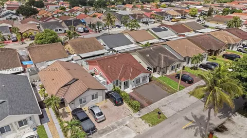 View/Area - 7330 W 30th Ave, Hialeah, FL 33018 photo 7 of 10
