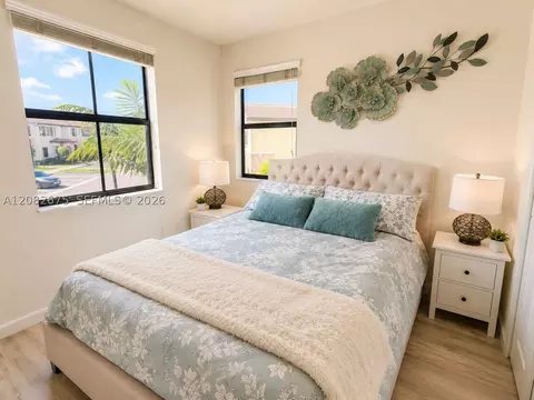 Bedroom - 11388 W 34th Way, Hialeah, FL 33018 photo 2 of 3