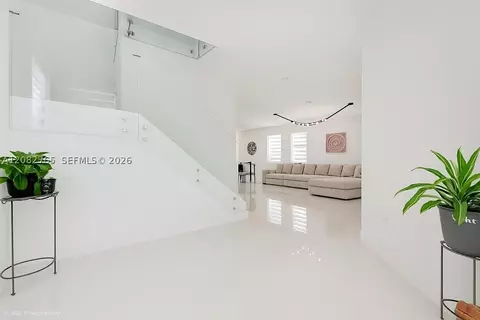11711 SW 254th St, Homestead, FL 33032
