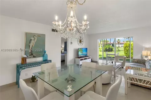 3 Abbey Ln #101, Delray Beach, FL 33446