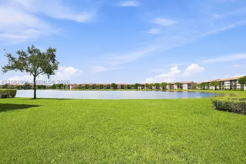 550 SW 138th Ave #402K, Pembroke Pines, FL 33027