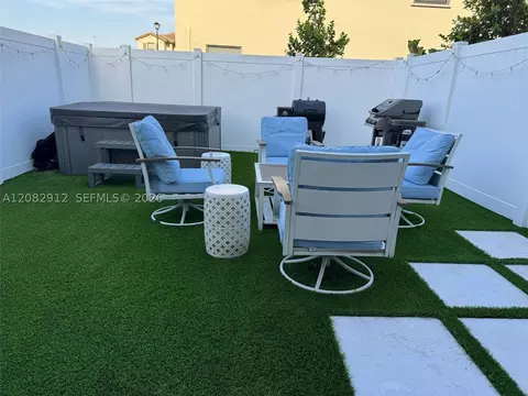 Exterior - 11449 W 34th Ln, Hialeah, FL 33018 photo 1 of 7