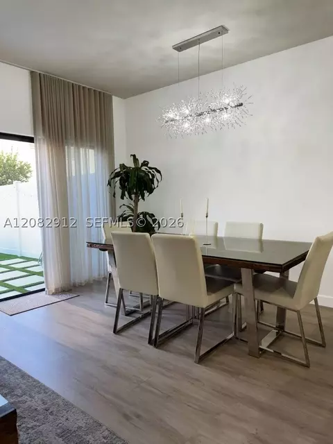 Dining - 11449 W 34th Ln, Hialeah, FL 33018 photo 1 of 2