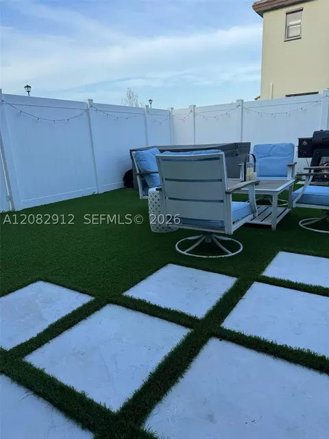 Exterior - 11449 W 34th Ln, Hialeah, FL 33018 photo 2 of 7