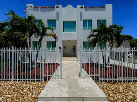 1459 NW 2nd St, Miami, FL 33125
